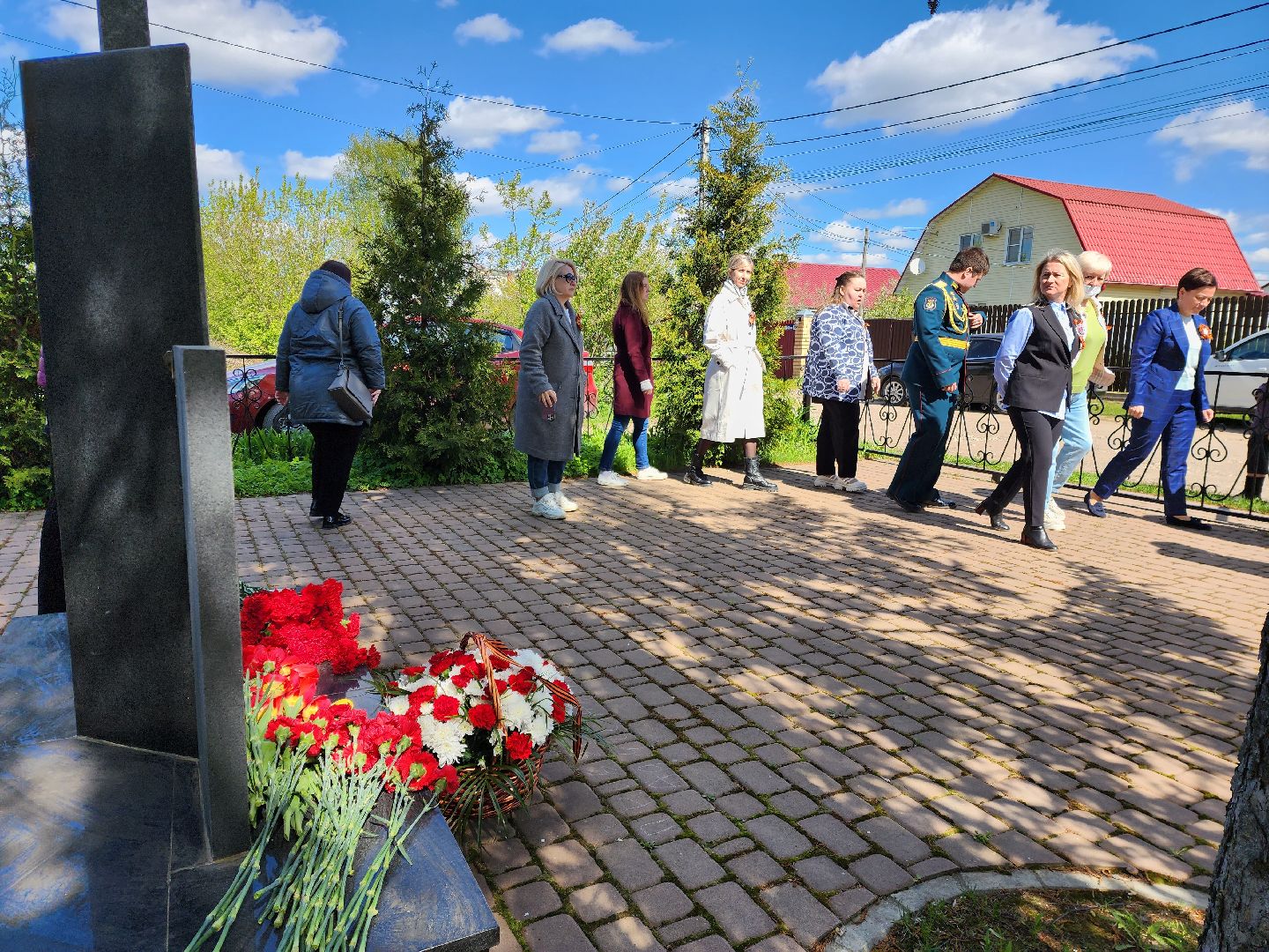 раменское, 9 мая, возложение цветов к мемориалу в деревне поповка,