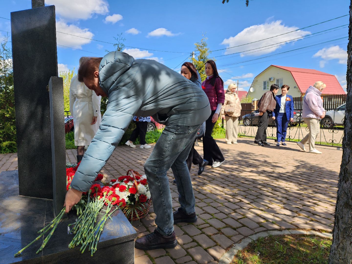 раменское, 9 мая, возложение цветов к мемориалу в деревне поповка,