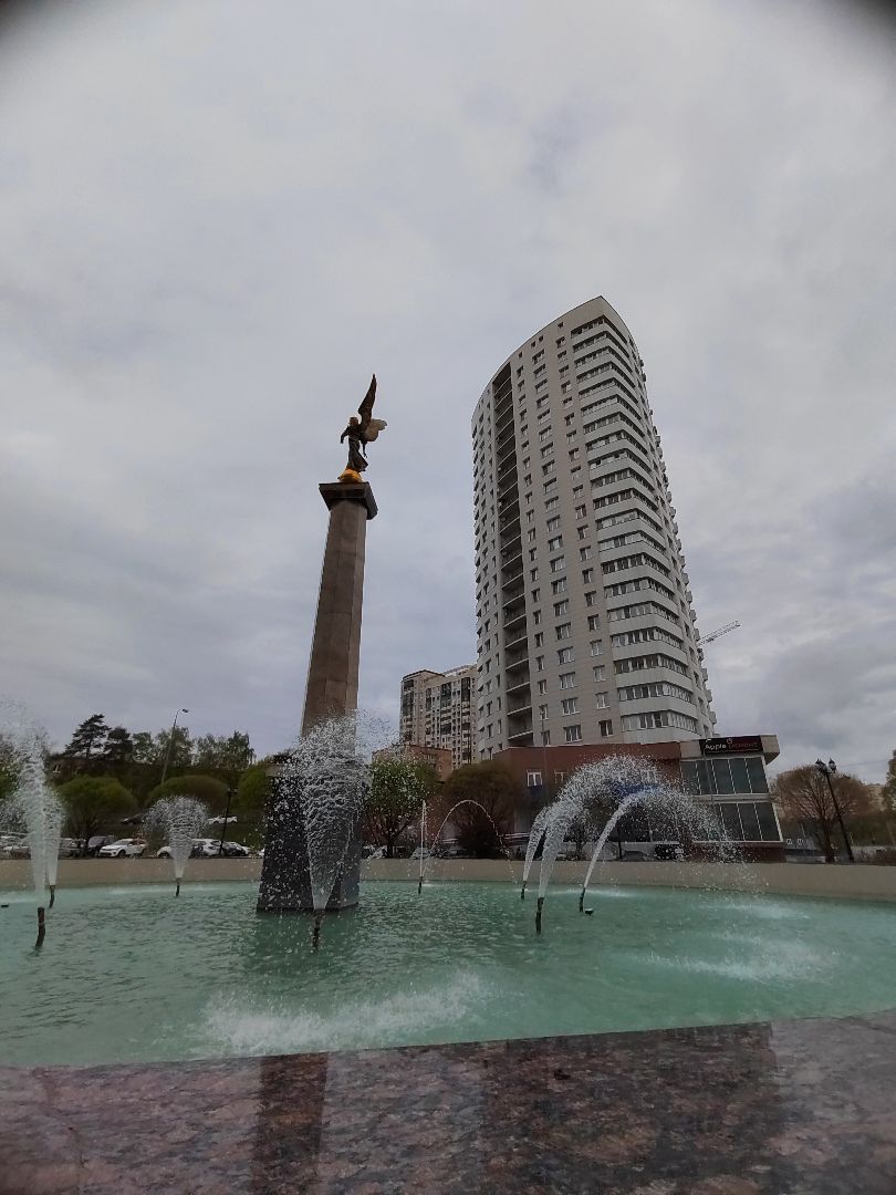 Пушкино, Пушкинский округ, фонтаны, памятник, жители, весна в Подмосковье