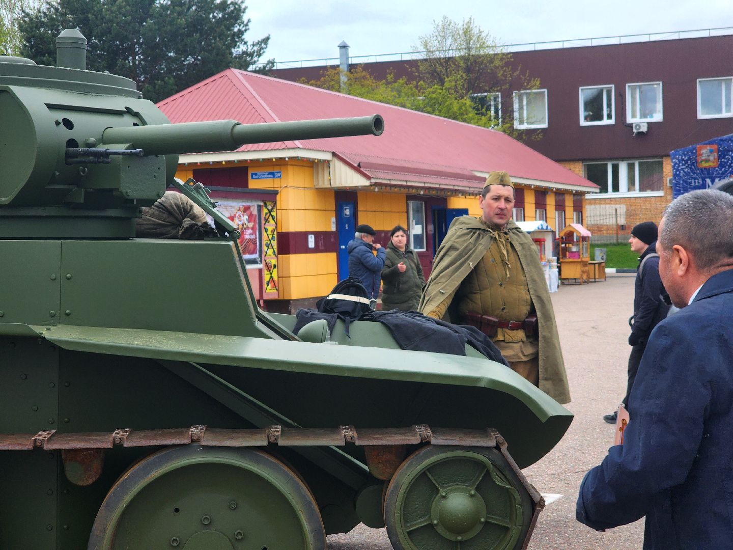 дубна, день победы, 80 лет победы, парк семейного отдыха, реконструкторы,