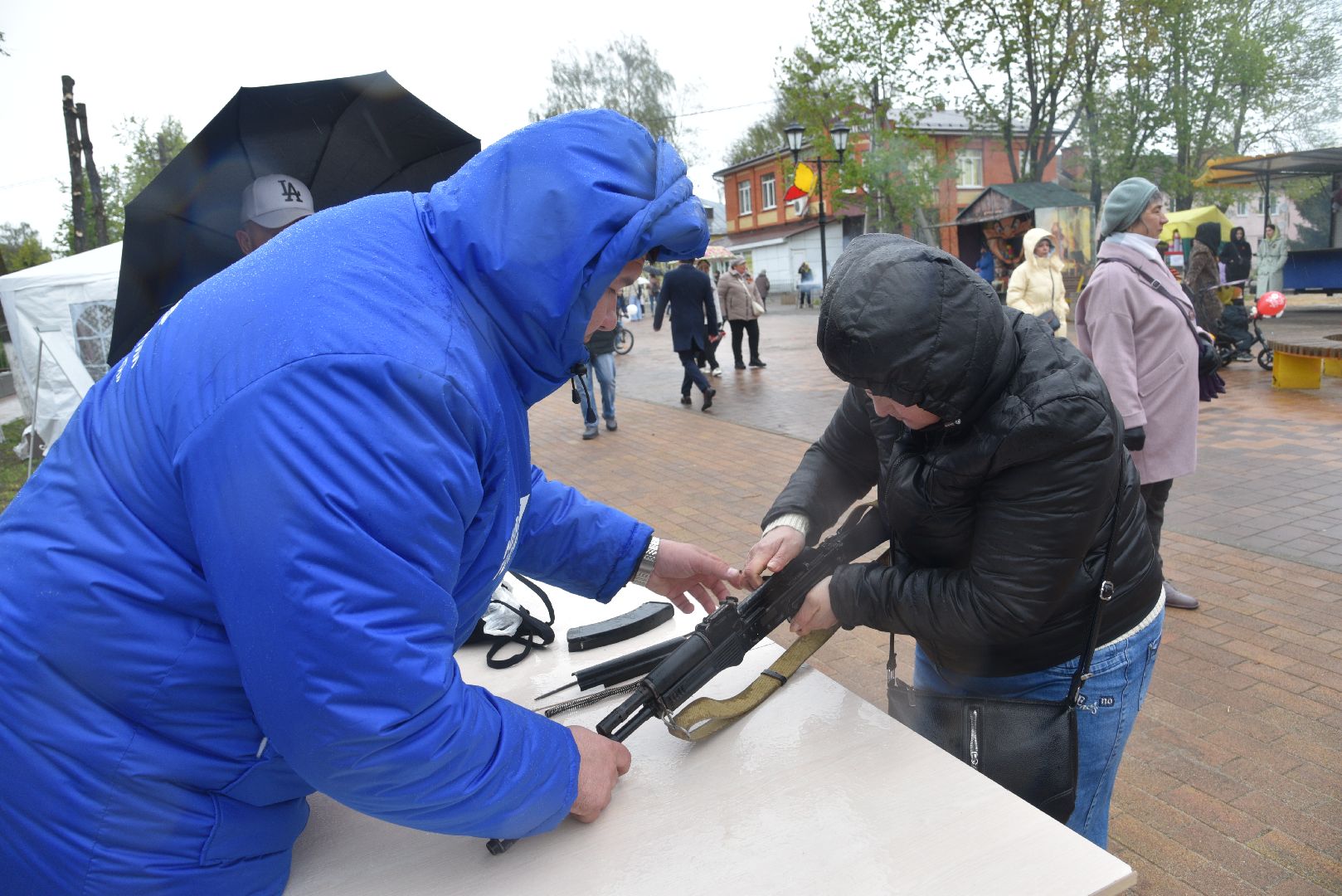 лотошино, день победы, мастер-класс, сборка автомата,