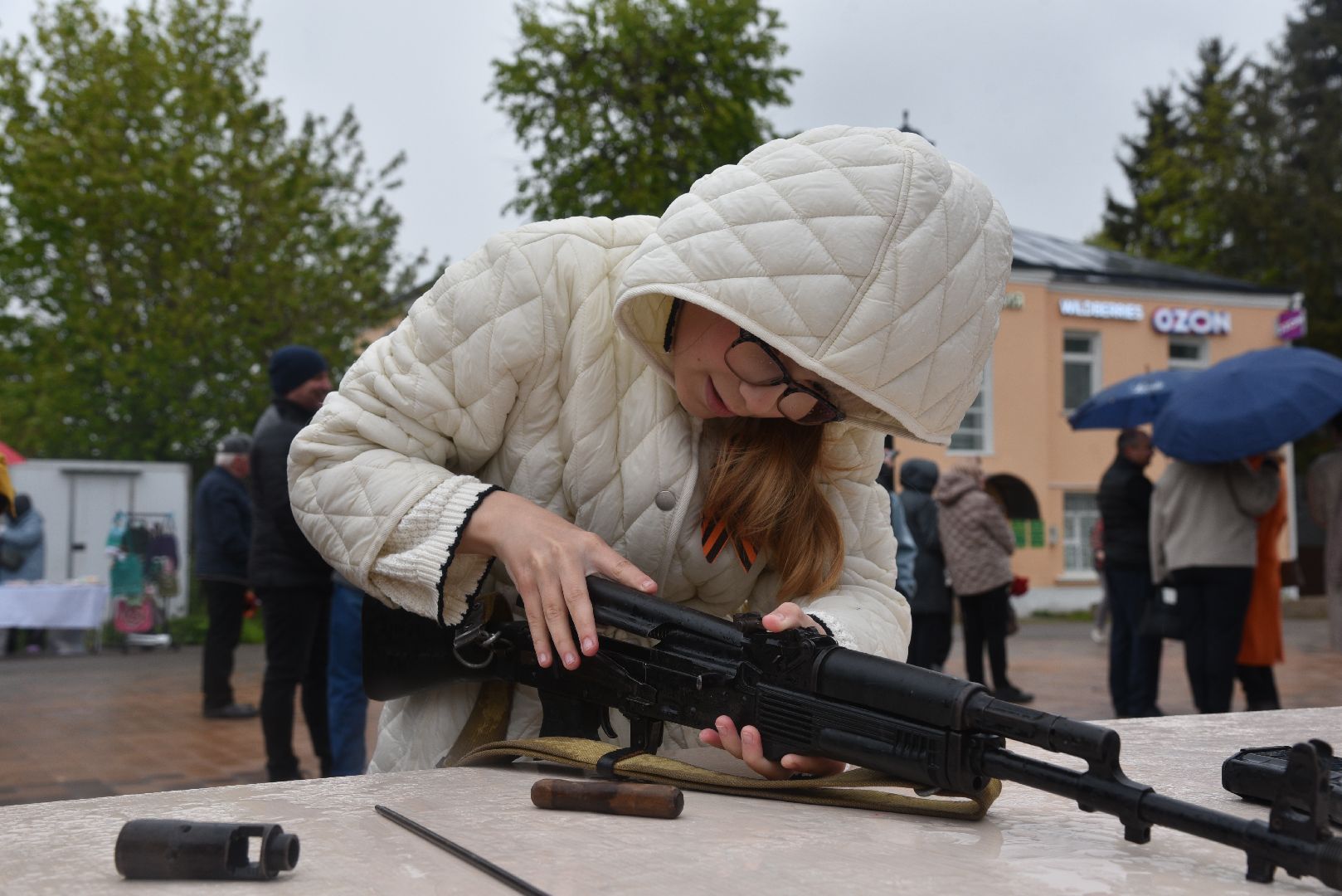 лотошино, день победы, мастер-класс, сборка автомата,