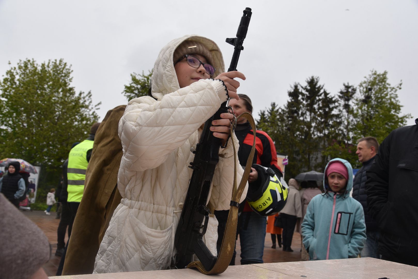 лотошино, день победы, мастер-класс, сборка автомата,