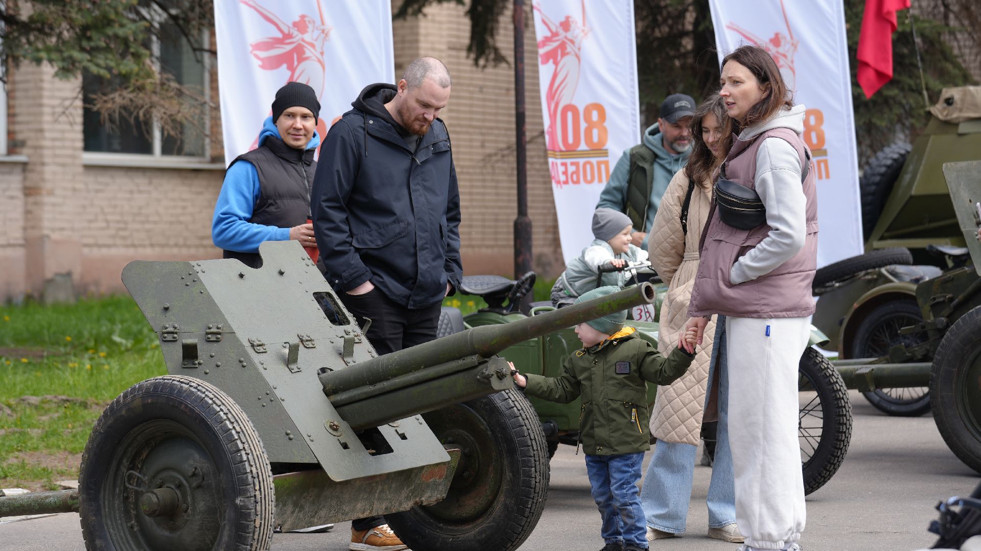 выставка, военная техника, день победы,