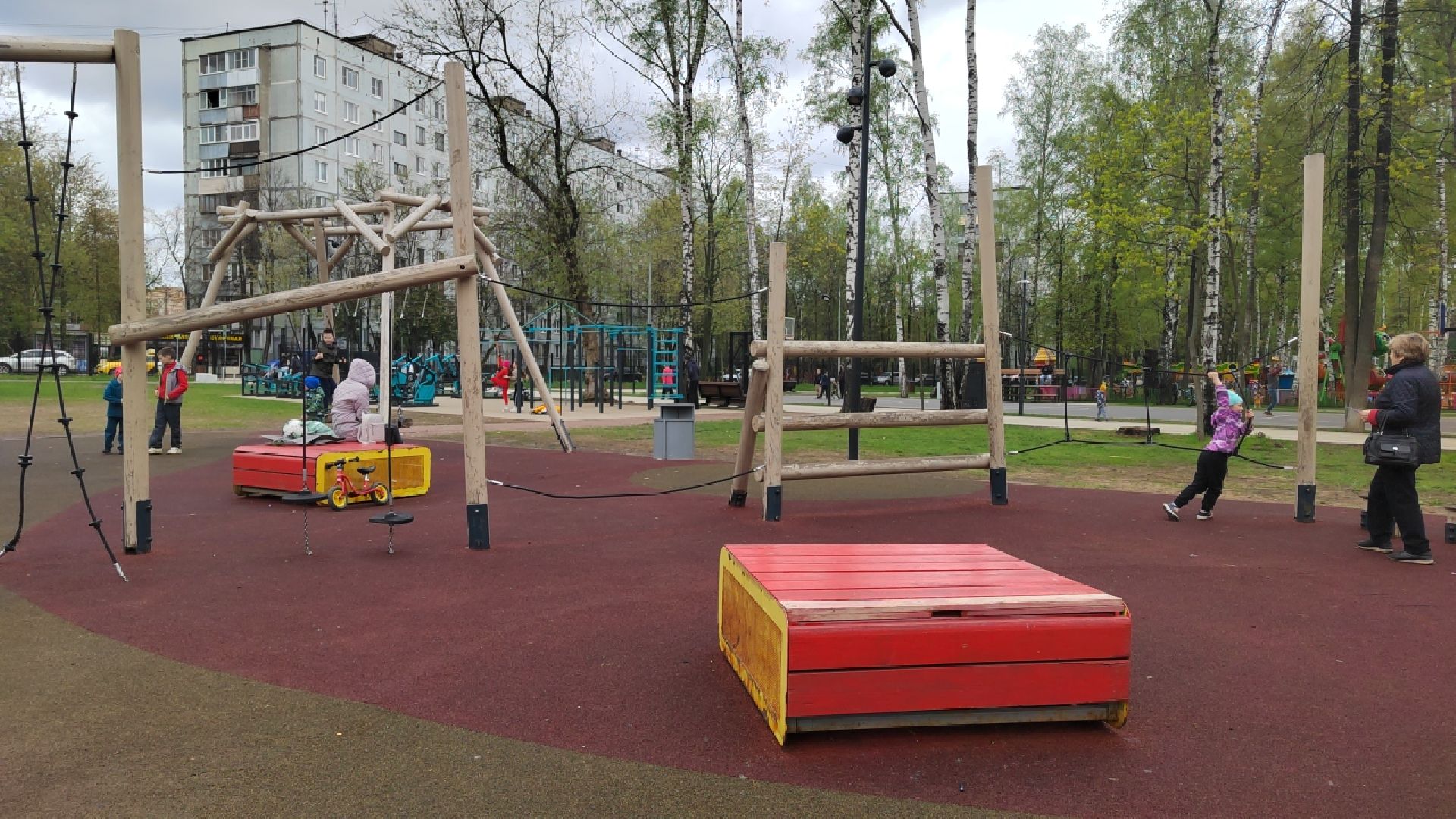 Пушкино, дети, парки Подмосковья, Пушкинские парки, 1 мая