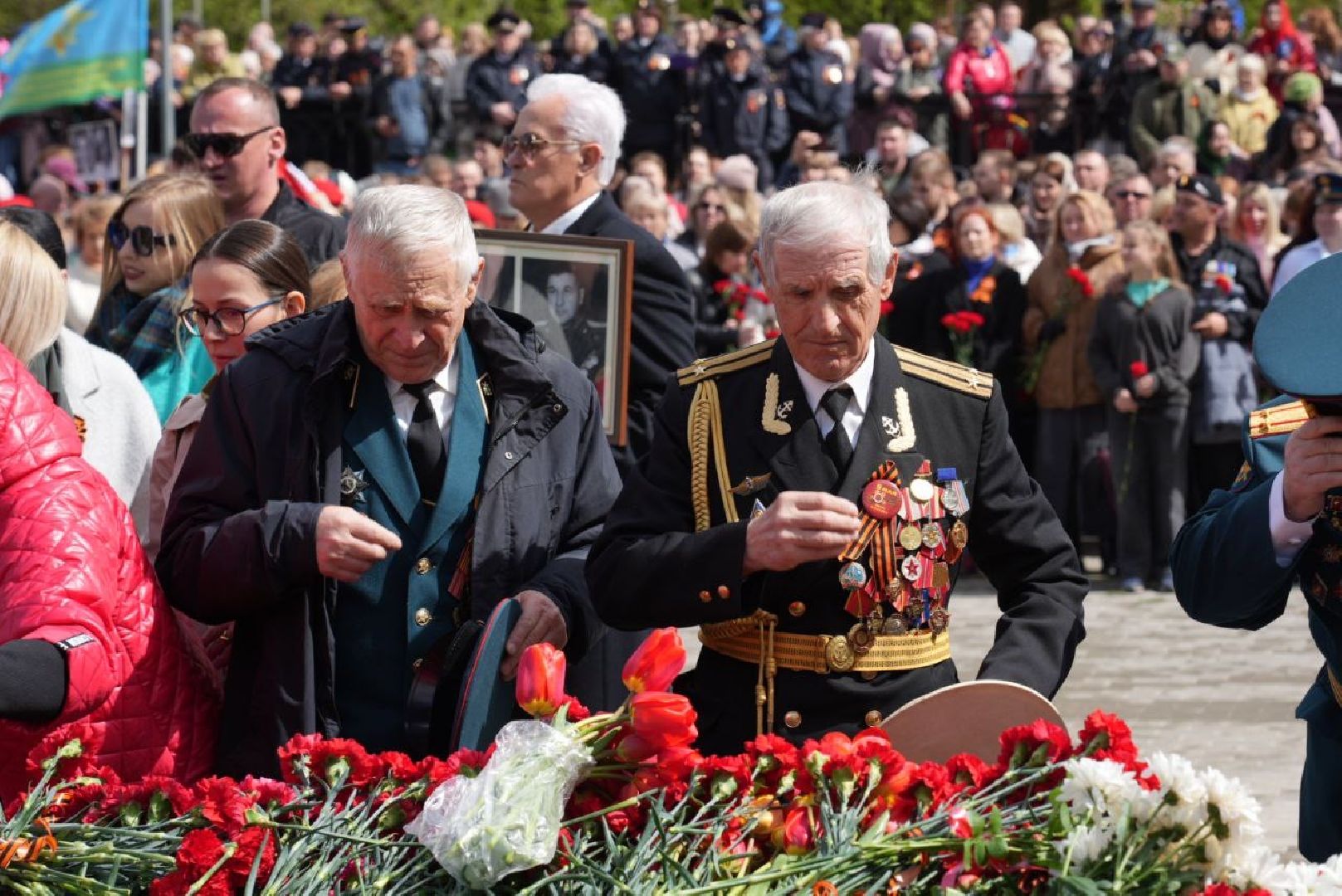 сергиев посад, сергиево-посадский городской округ, 9 мая, день победы , память, вечный огонь ,