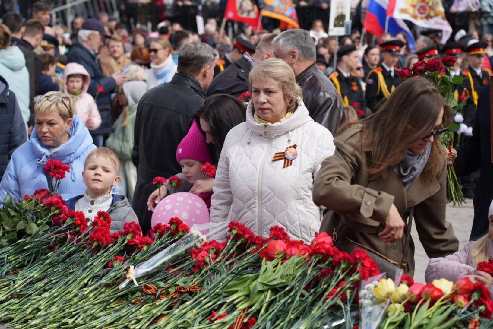 сергиев посад, сергиево-посадский городской округ, 9 мая, день победы , память, вечный огонь ,