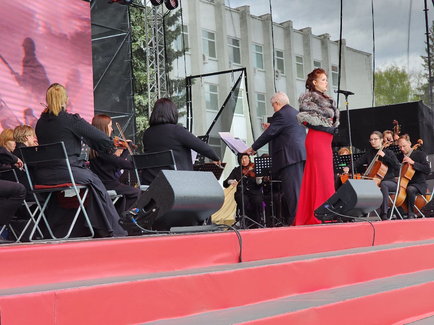 сергиев посад, 9 мая, 80-летие победы, группа пятеро, концерт,