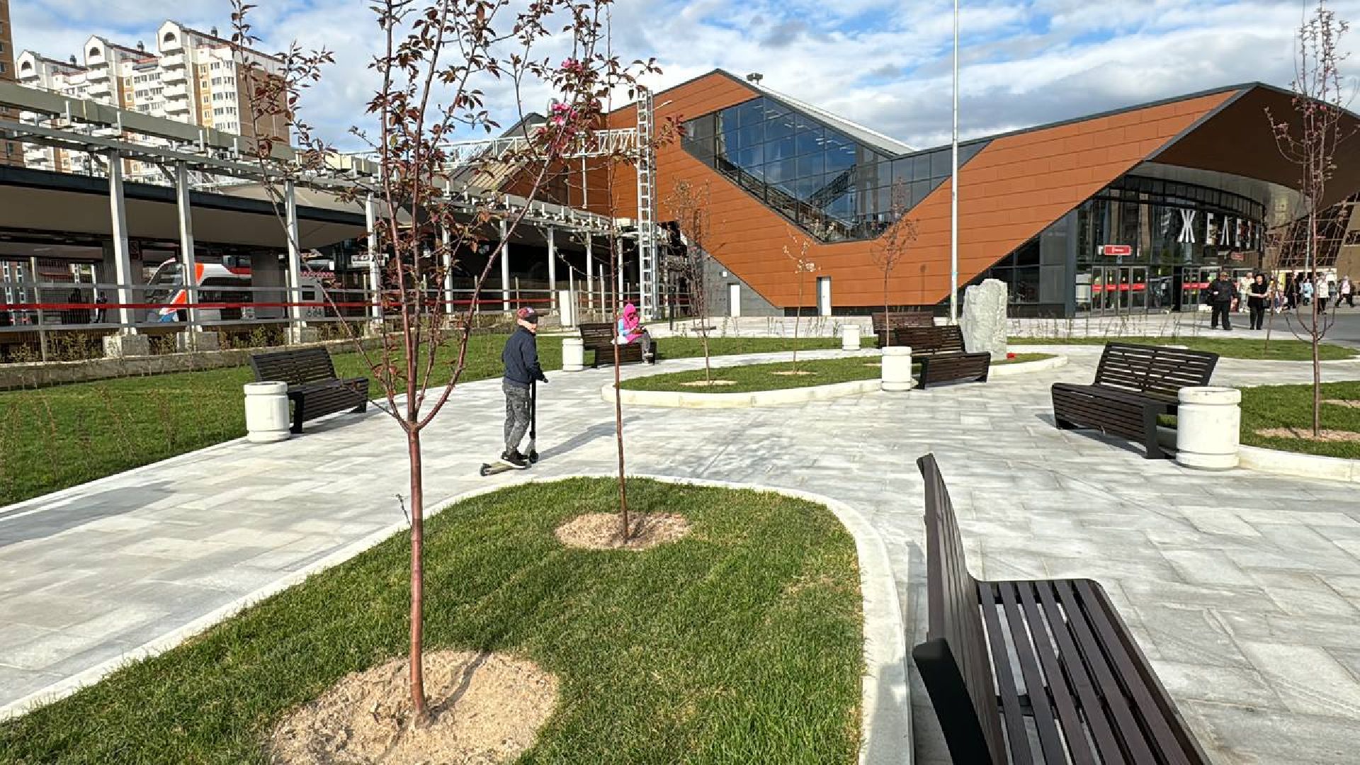 сквер, станция железнодорожная, 80-летие великой победы,