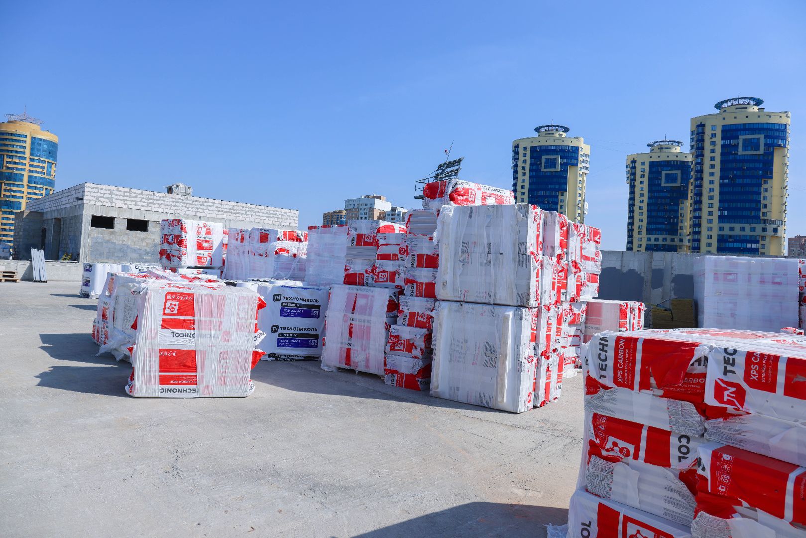 Реутов, ФОК, спорт, строительство, остекление, крыша, венткамера