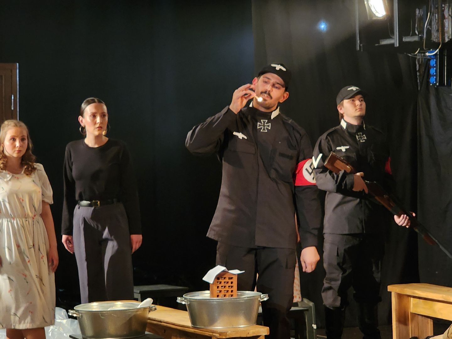 Истра, Театр, День Победы,