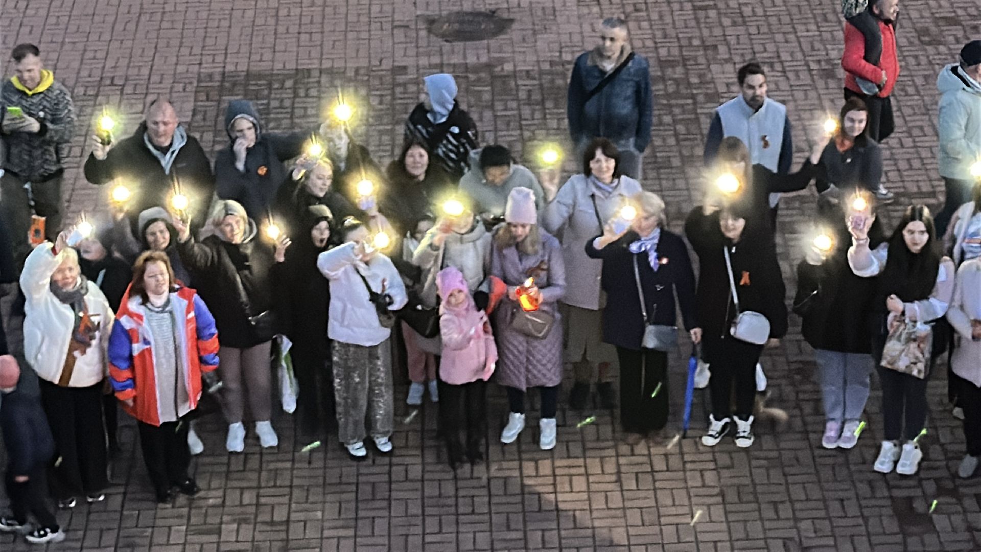 клин, день победы, огни победы, родина мать из свечей,