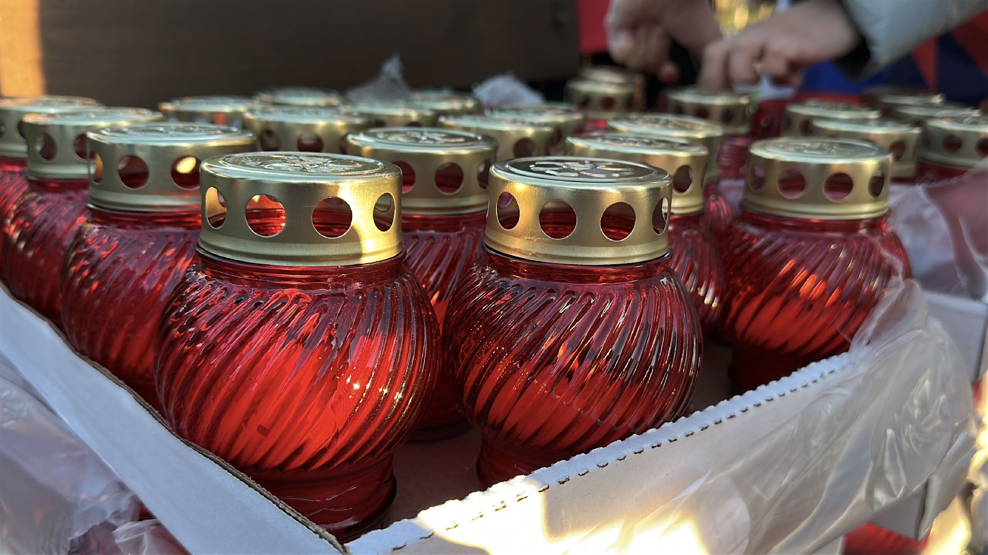 клин, день победы, огни победы, родина мать из свечей,