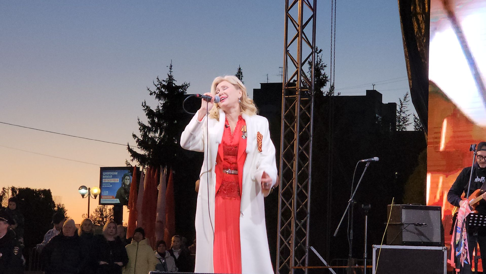 День Победы, Истра, Концерт, Виктория Цыганова,
