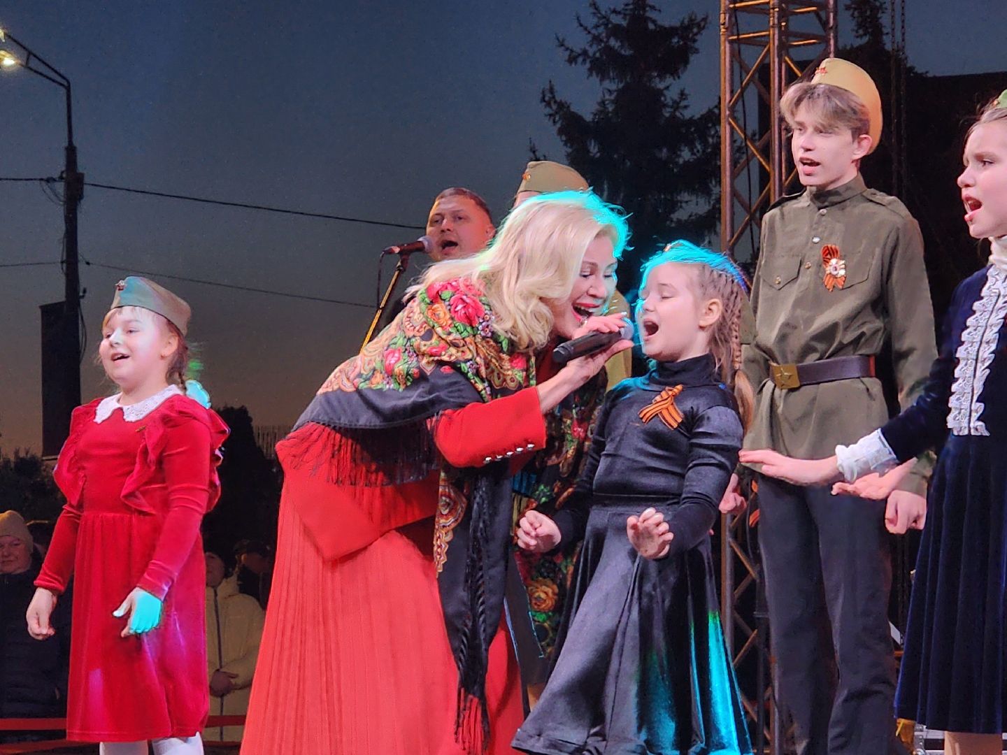 День Победы, Истра, Концерт, Виктория Цыганова,