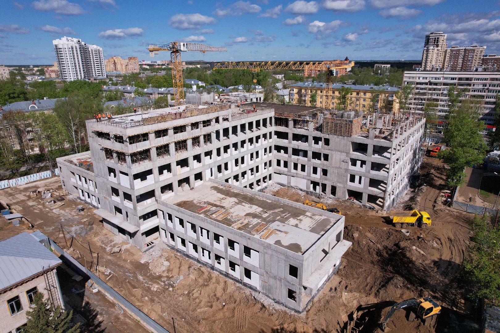 видео с коптера, поликлиника в королеве, медицина в королеве,