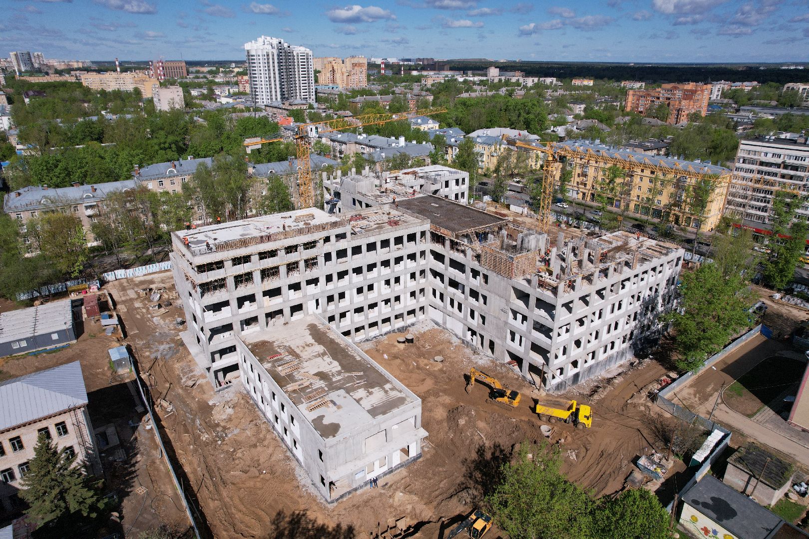 видео с коптера, поликлиника в королеве, медицина в королеве,