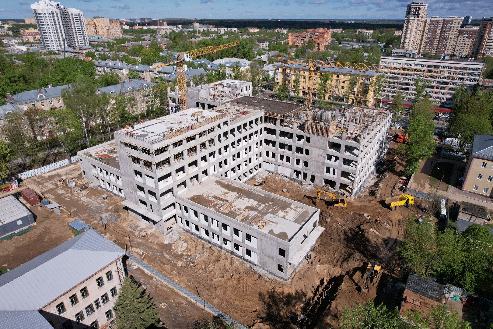 видео с коптера, поликлиника в королеве, медицина в королеве,