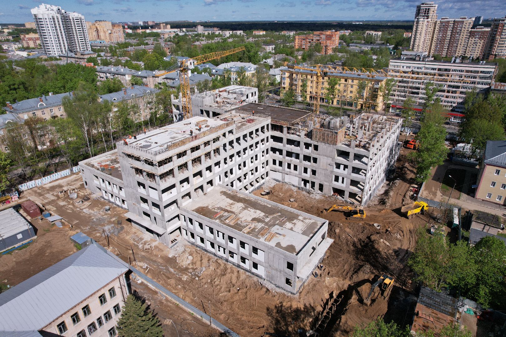 видео с коптера, поликлиника в королеве, медицина в королеве,