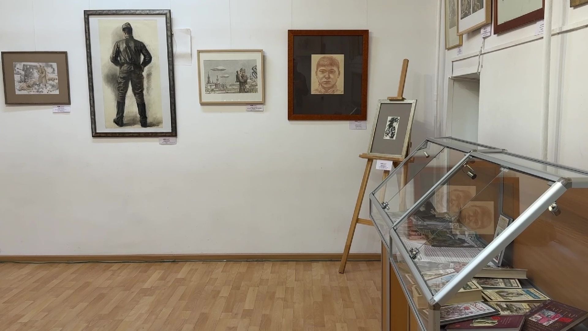 реутов, культура, выставка, вов, картины, карандаш,