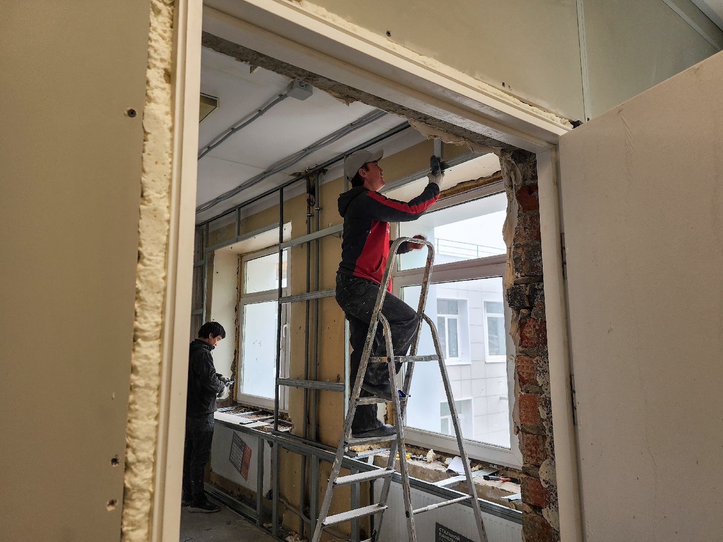 Подольск, Гимназия имени подольских курсантов,Благоустройство,