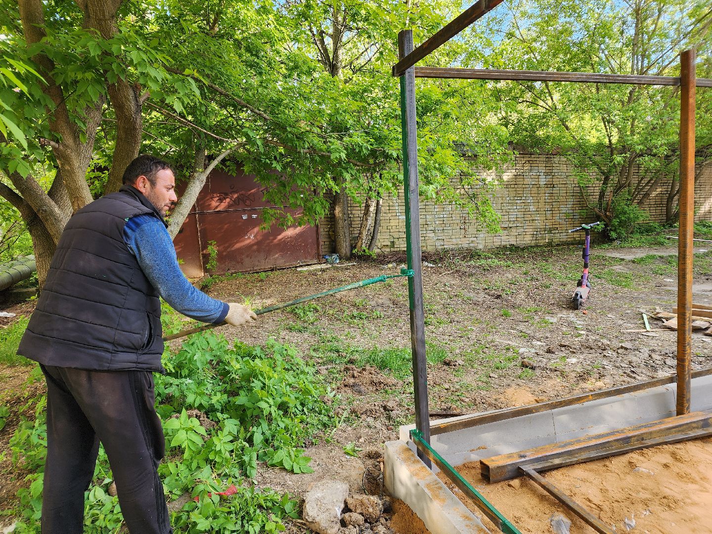 Чехов, улица Чехова, контейнерная площадка, капитальный  ремонт, реконструкция, расширение, обновление, крыша, новое ограждение, бункер для КГО, крупногабаритные отходы,