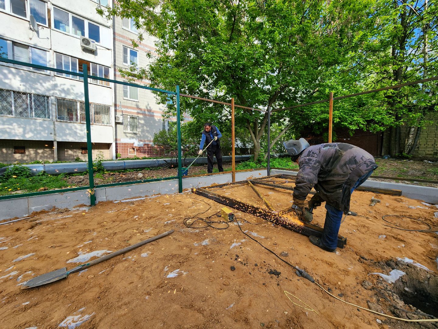 Чехов, улица Чехова, контейнерная площадка, капитальный  ремонт, реконструкция, расширение, обновление, крыша, новое ограждение, бункер для КГО, крупногабаритные отходы,