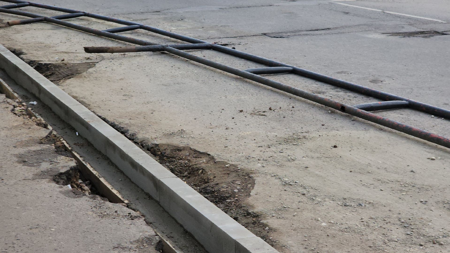 пушкинский округ, пушкино, привокзальная площадь, дорожный ремонт, ремонт дорожного покрытия, опалубка, бордюрный камень,дороги подмосковья,