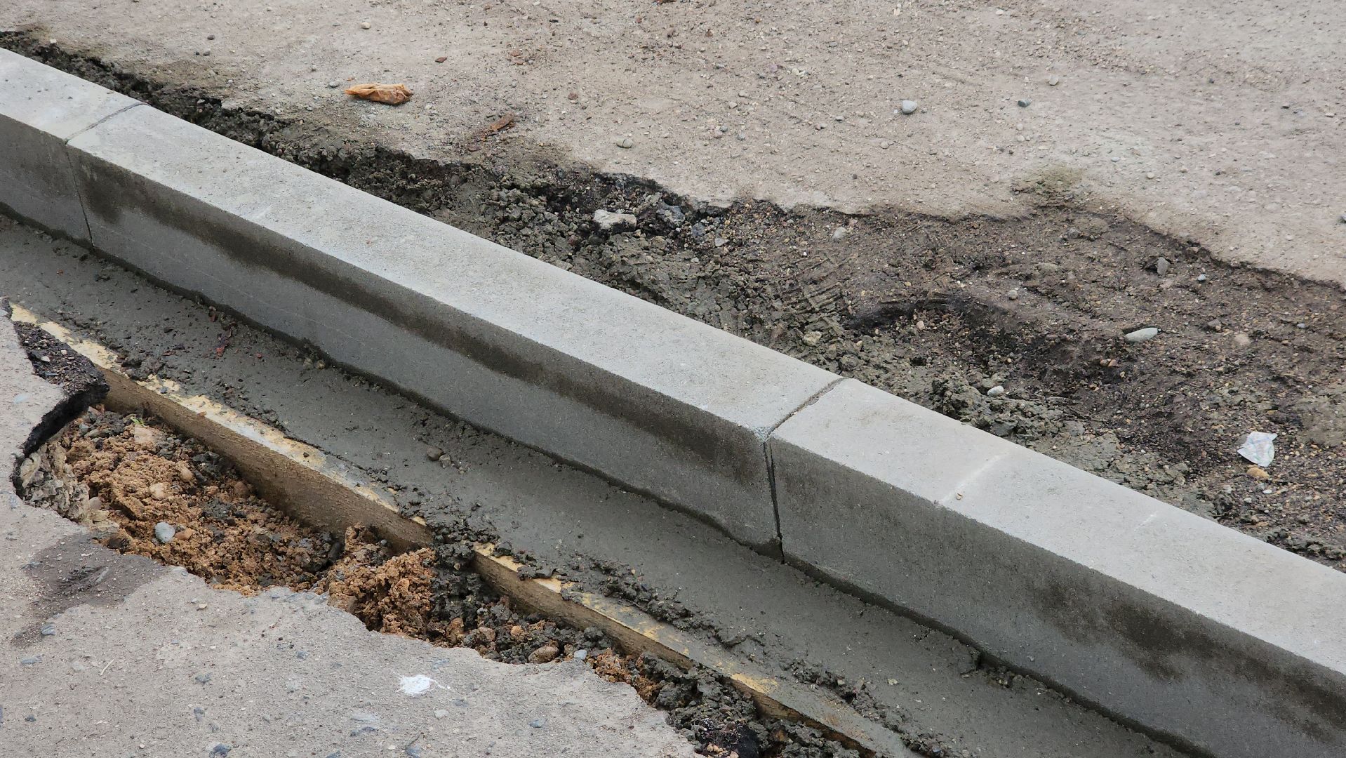 пушкинский округ, пушкино, привокзальная площадь, дорожный ремонт, ремонт дорожного покрытия, опалубка, бордюрный камень,дороги подмосковья,