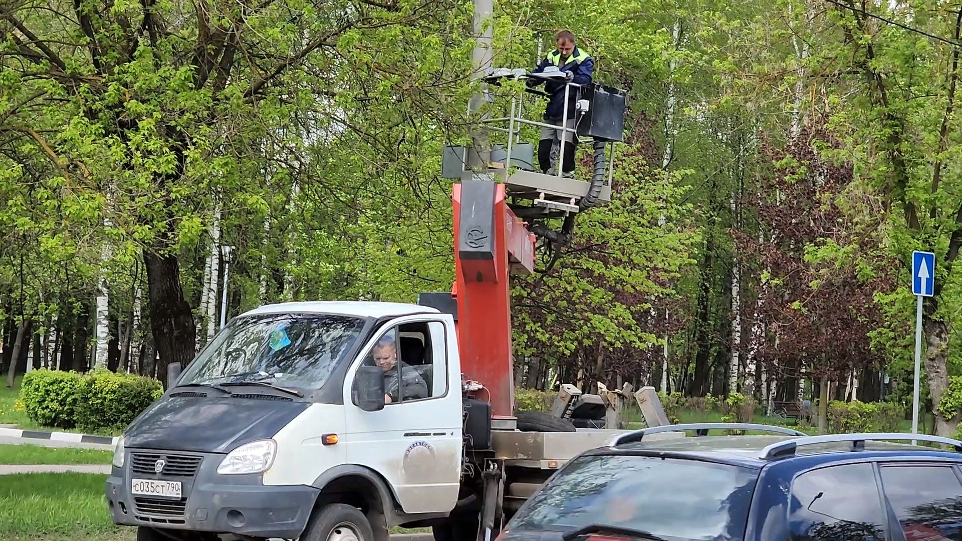 Чехов, улица Чехова, Мосавтодор, шериф-балка, мигалка, установка, монтаж, безопасность дорожного движения, профилактика ДТП,