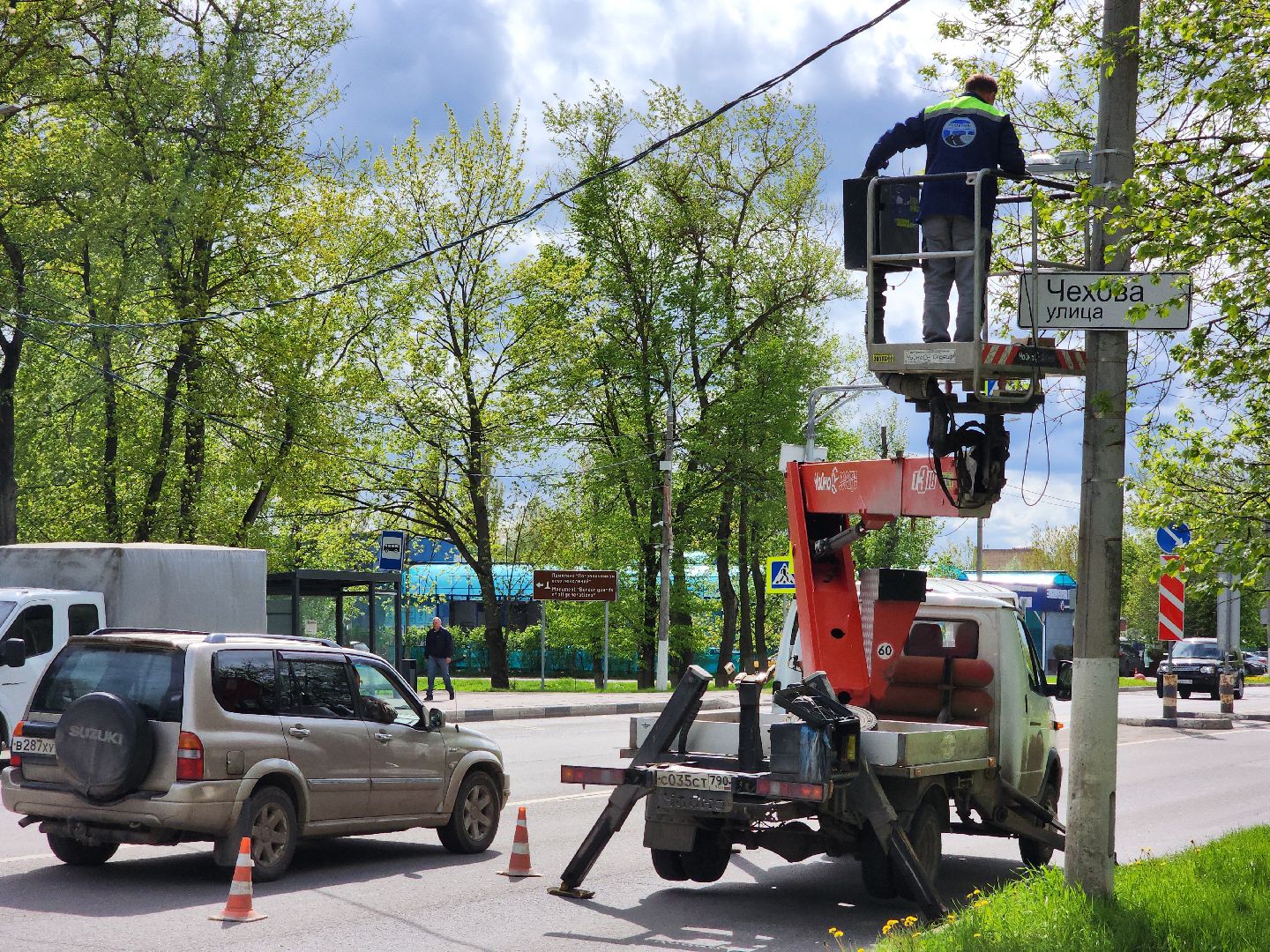 Чехов, улица Чехова, Мосавтодор, шериф-балка, мигалка, установка, монтаж, безопасность дорожного движения, профилактика ДТП,