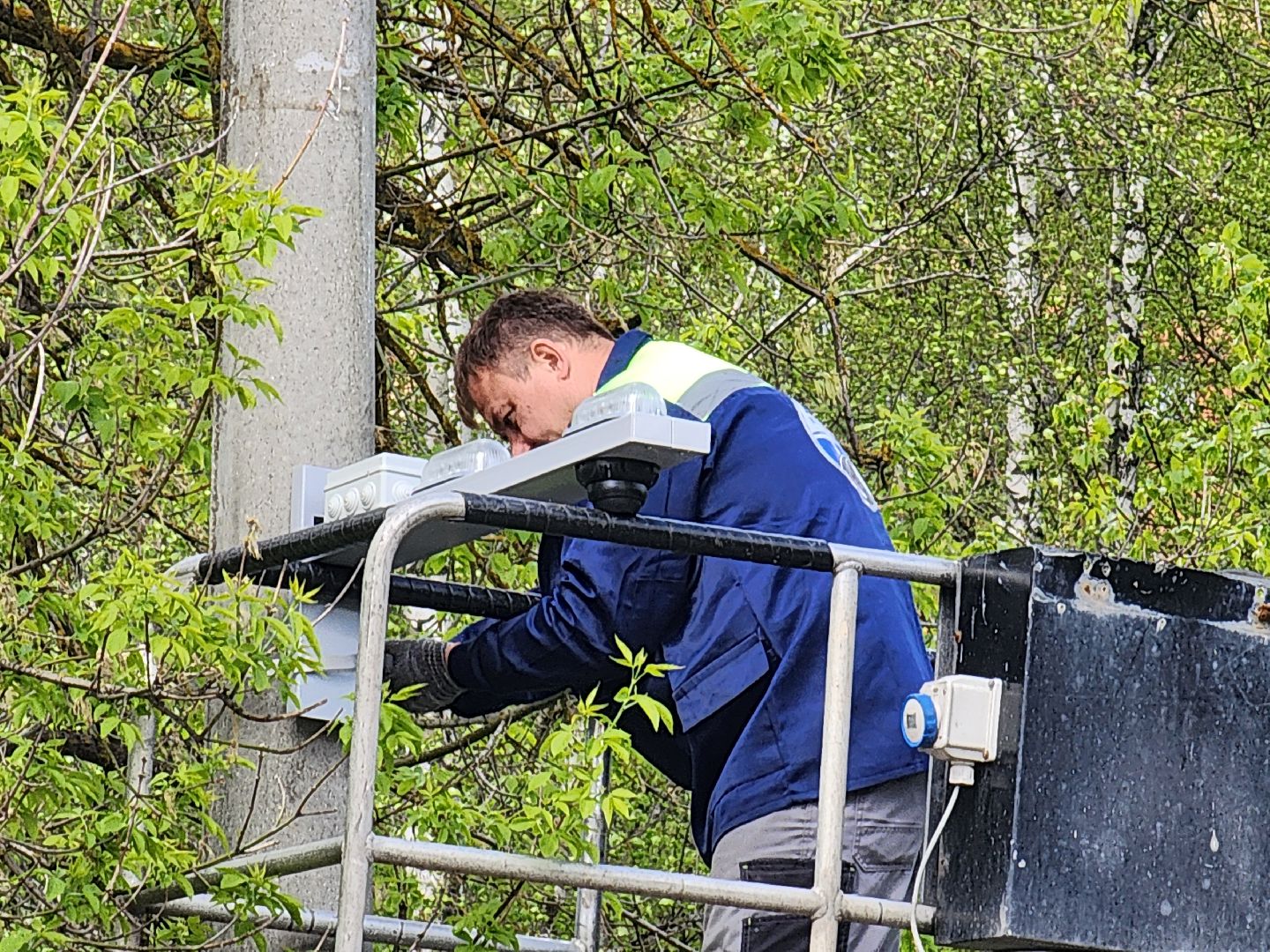 Чехов, улица Чехова, Мосавтодор, шериф-балка, мигалка, установка, монтаж, безопасность дорожного движения, профилактика ДТП,
