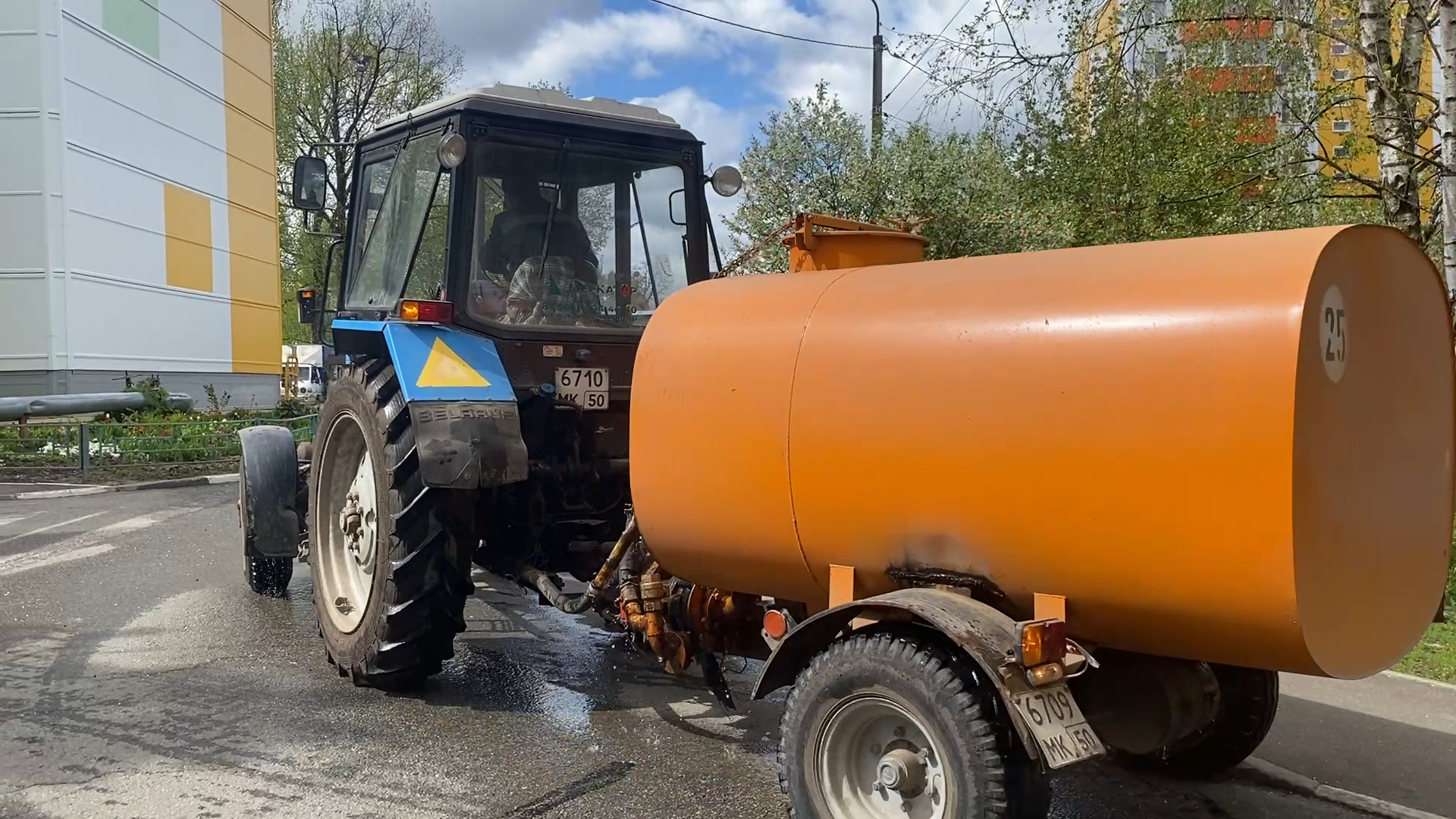 ливнесток, поливальная машина, власиха уборка дорог, коммунальные службы власихи,