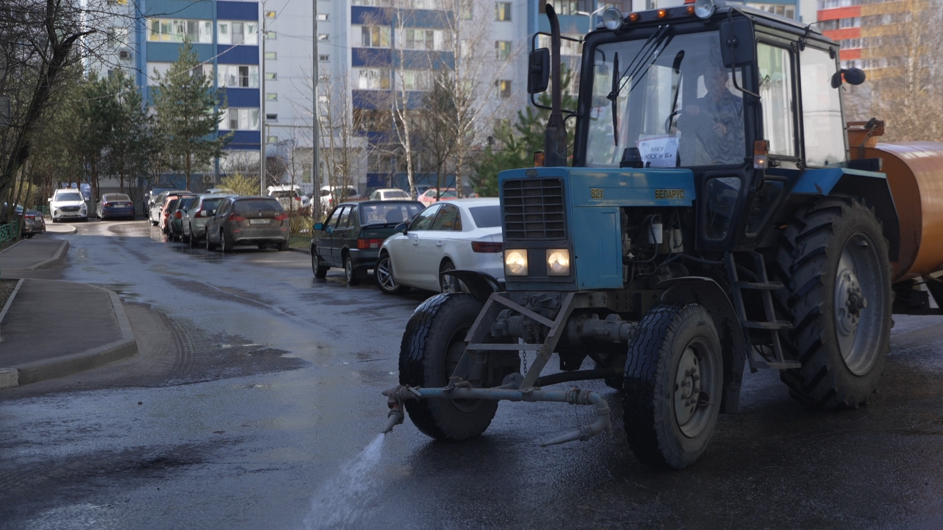ливнесток, поливальная машина, власиха уборка дорог, коммунальные службы власихи,