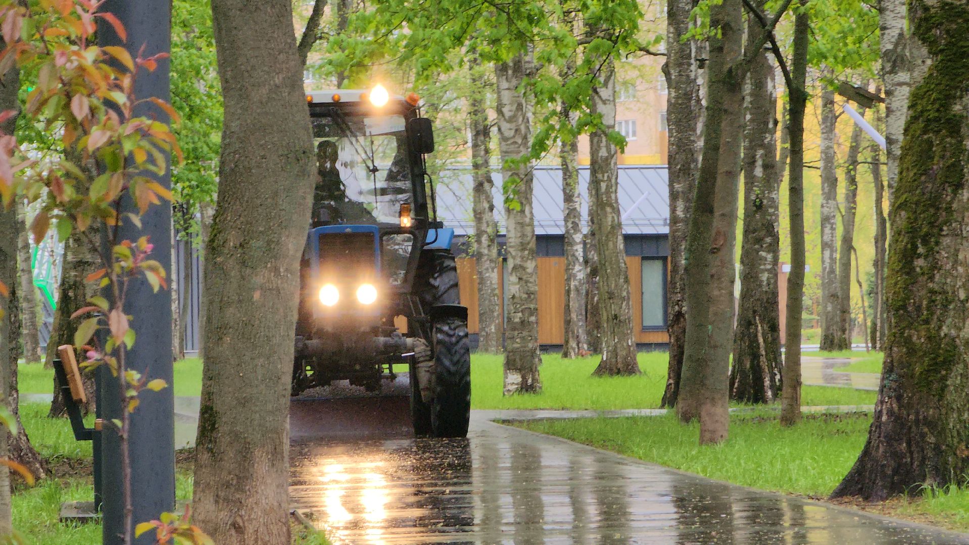 Уборка дорог, механизированная уборка, Лобня, Парк,