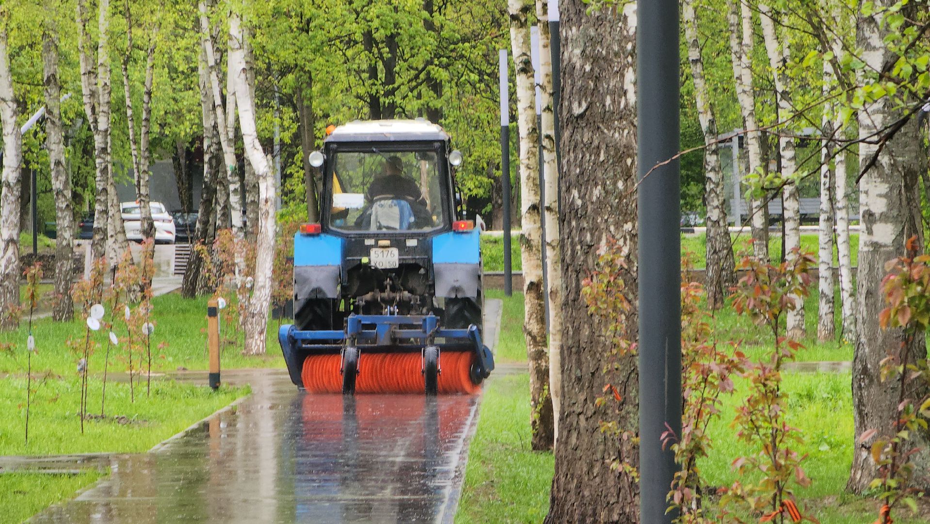 Уборка дорог, механизированная уборка, Лобня, Парк,