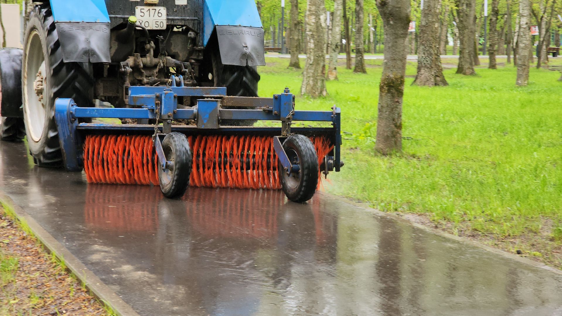 Уборка дорог, механизированная уборка, Лобня, Парк,