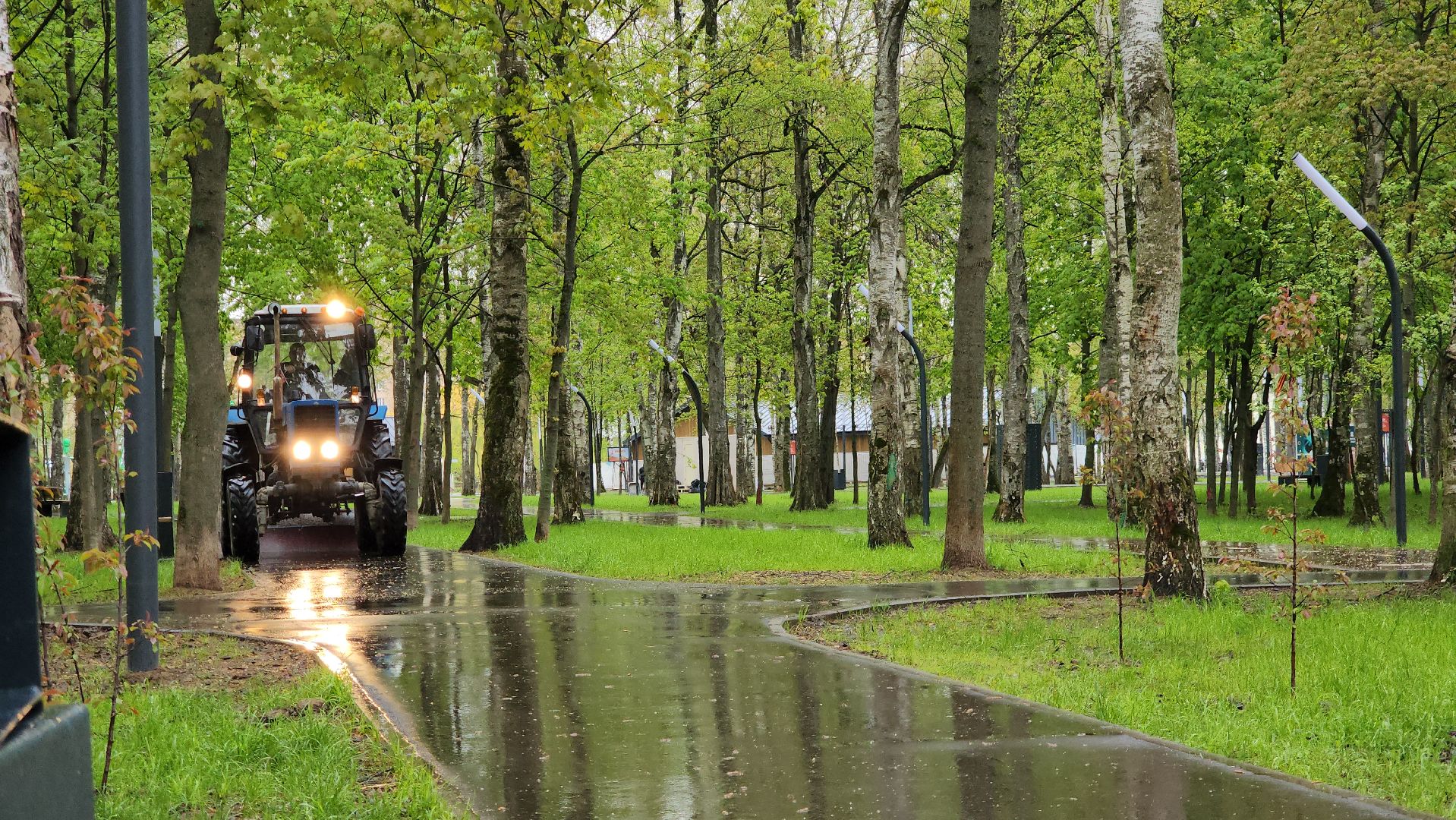 Уборка дорог, механизированная уборка, Лобня, Парк,