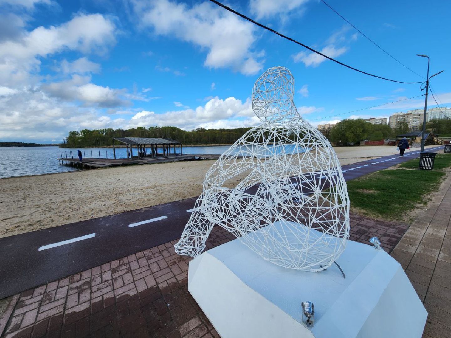 солнечногорск, арт объект, жители, набережная, статуя,