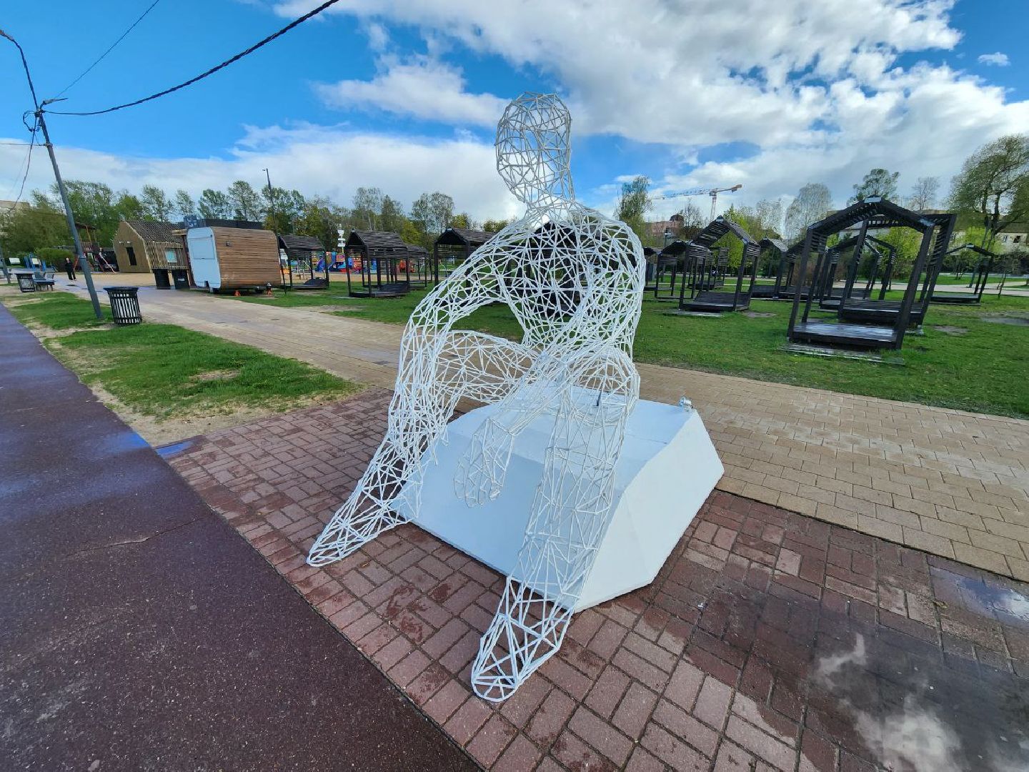 солнечногорск, арт объект, жители, набережная, статуя,