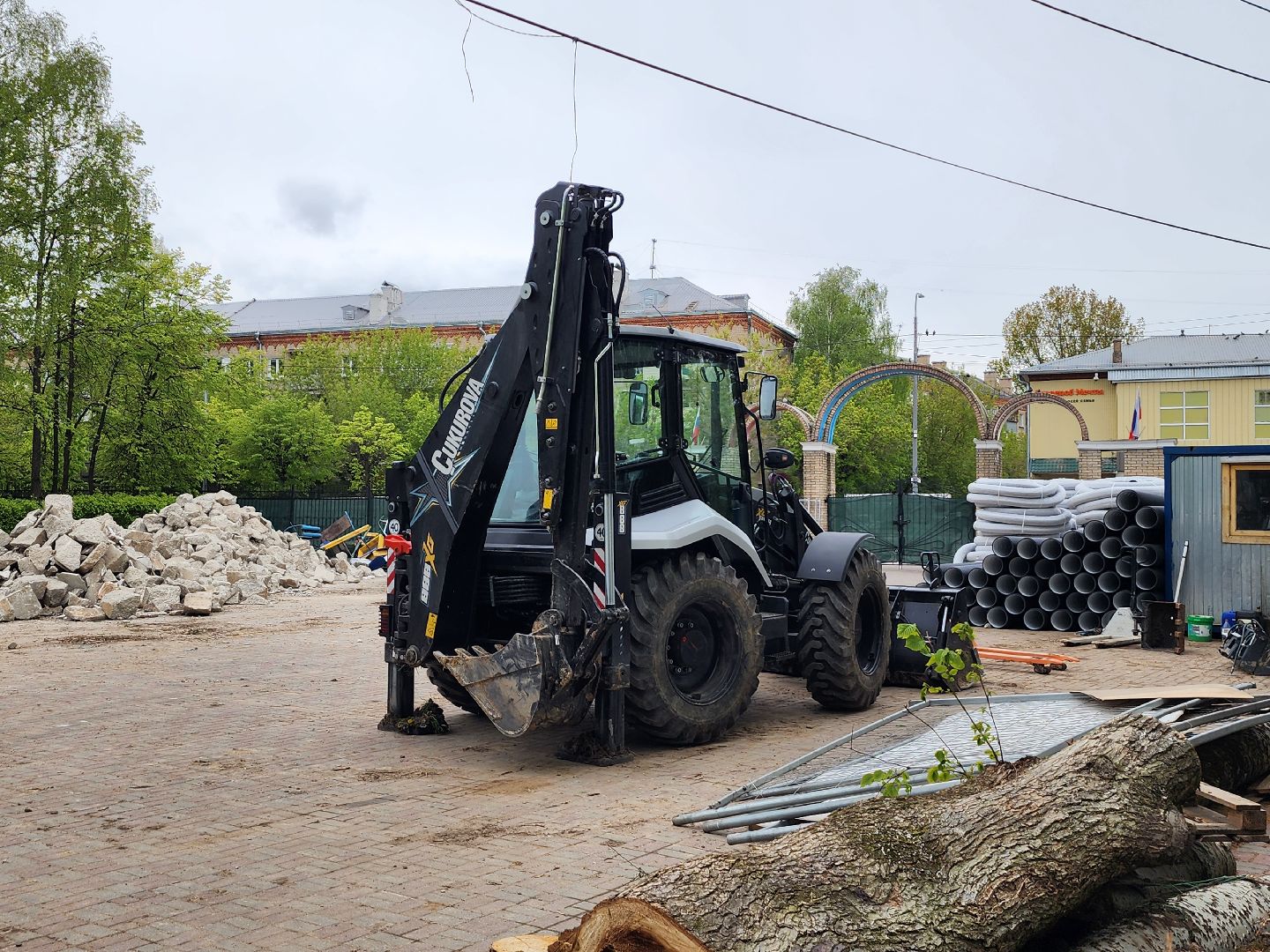 серпухов, парк питомник в серпухове, реконструкция парка питомник в серухове, аллея с туями в парке питомник в серпухове, благоустройство,