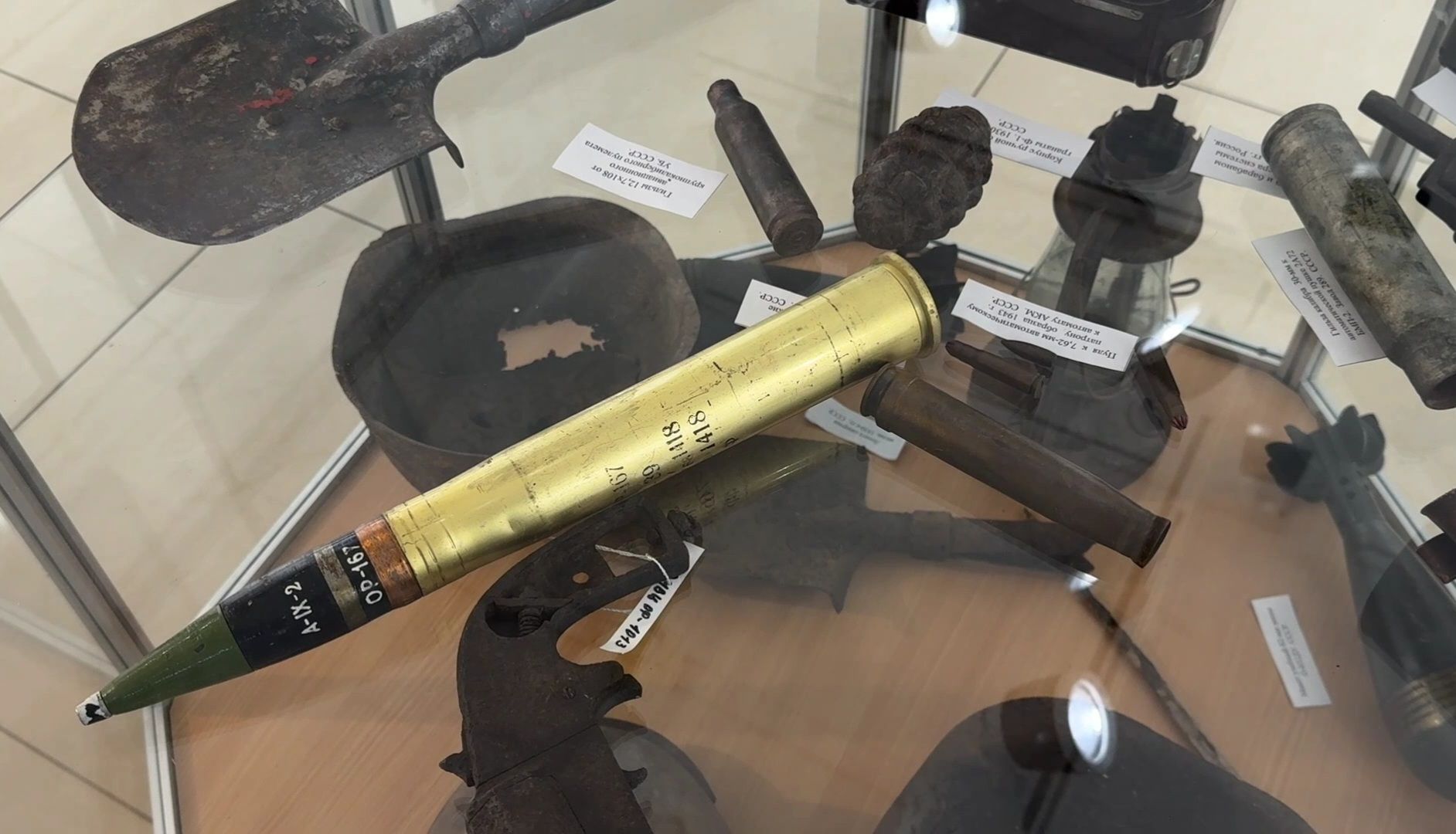 реутов,  великая отечественная война, картины, выставка, экспонаты,