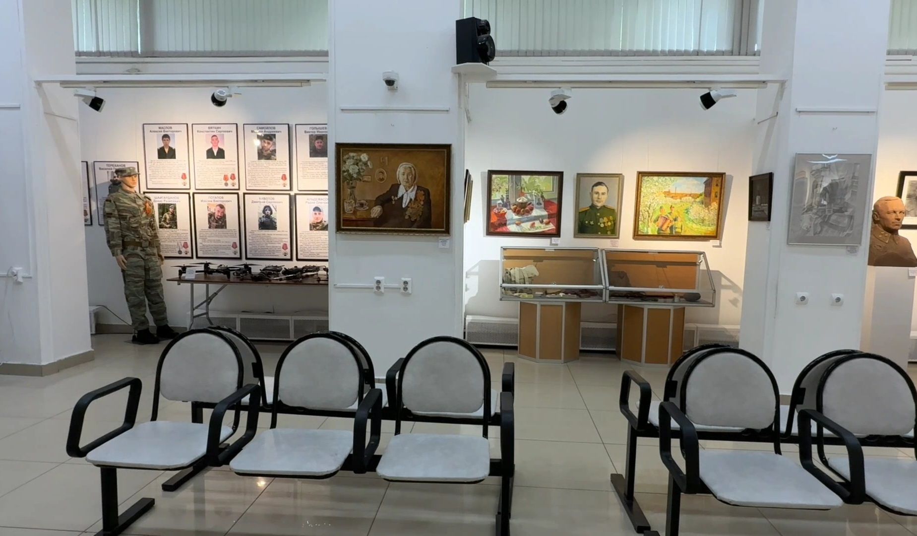 реутов,  великая отечественная война, картины, выставка, экспонаты,