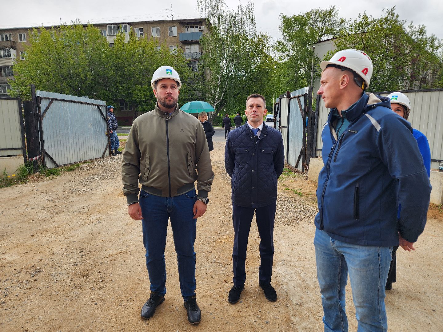 Чехов, улица Мира,детская поликлиника, строительство,  внутренняя отделка, остекление, фасадные работы, комиссия, проверка, глава округа михаил собакин, госпрограмма московской области,