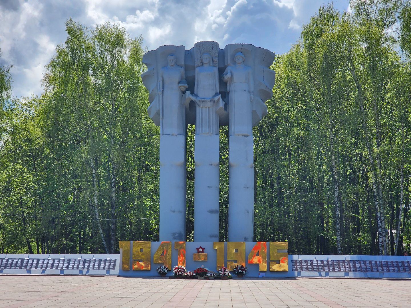 королёв, благоустройство в королеве, мемориал славы в королеве,