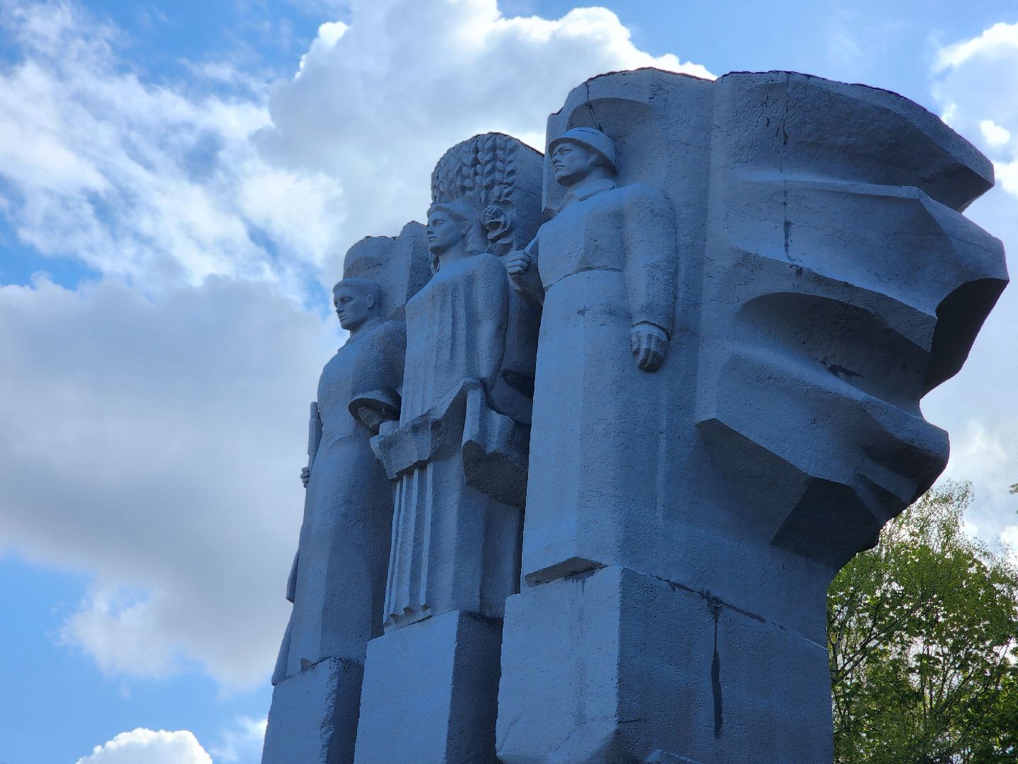 королёв, благоустройство в королеве, мемориал славы в королеве,
