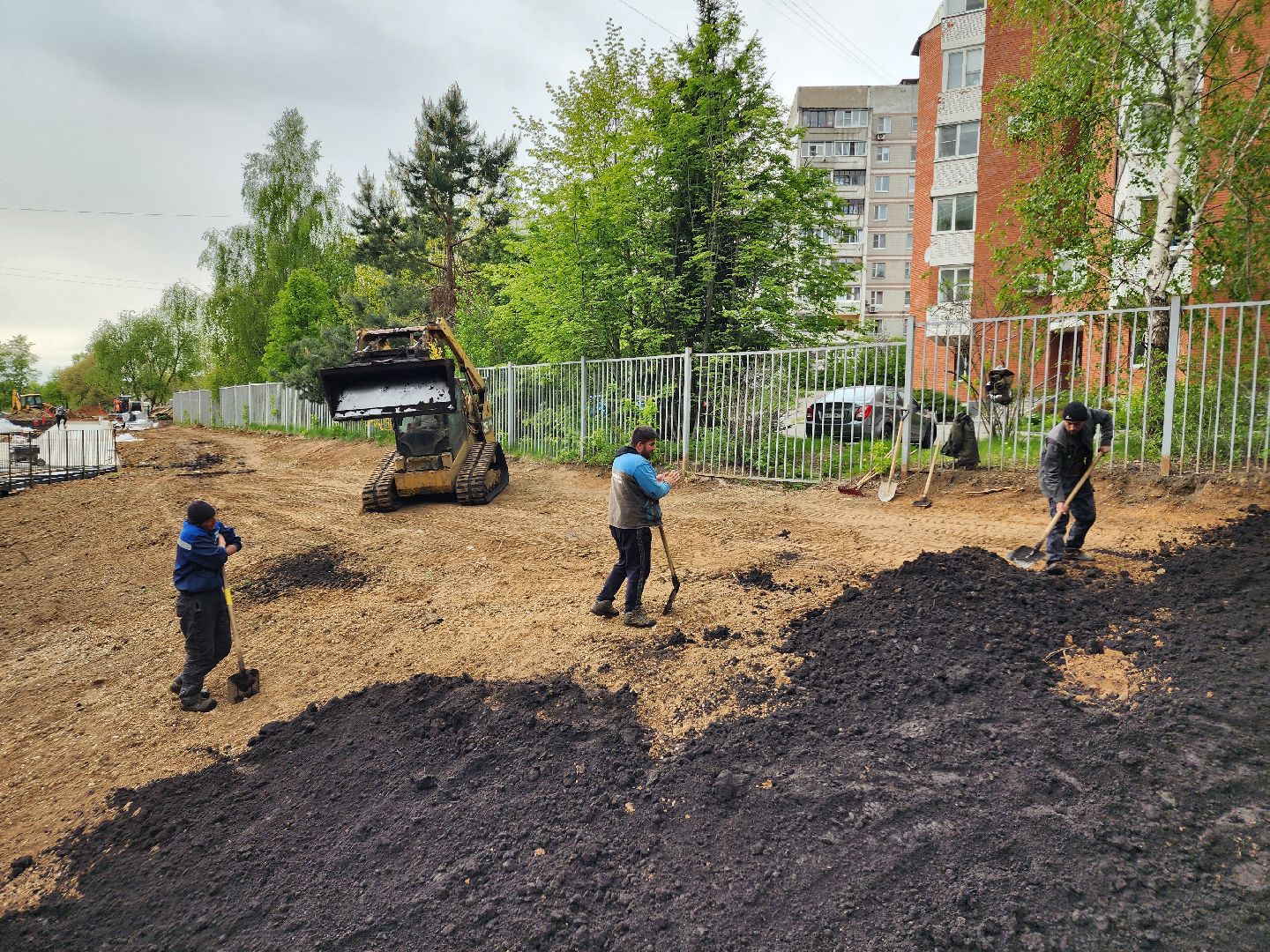 Чехов, улица Береговая, набережная реки теребенка, благоустройство, реконструкция, земляные работы, плодородный грунт, озеленение, госпрограмма московской области,