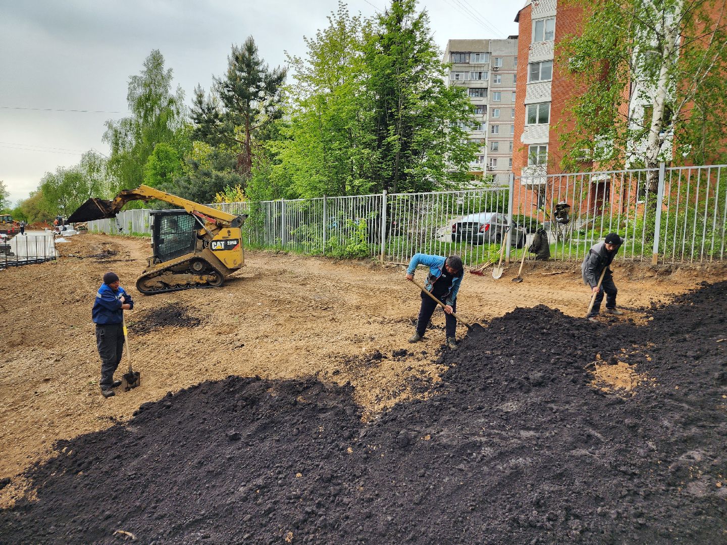Чехов, улица Береговая, набережная реки теребенка, благоустройство, реконструкция, земляные работы, плодородный грунт, озеленение, госпрограмма московской области,
