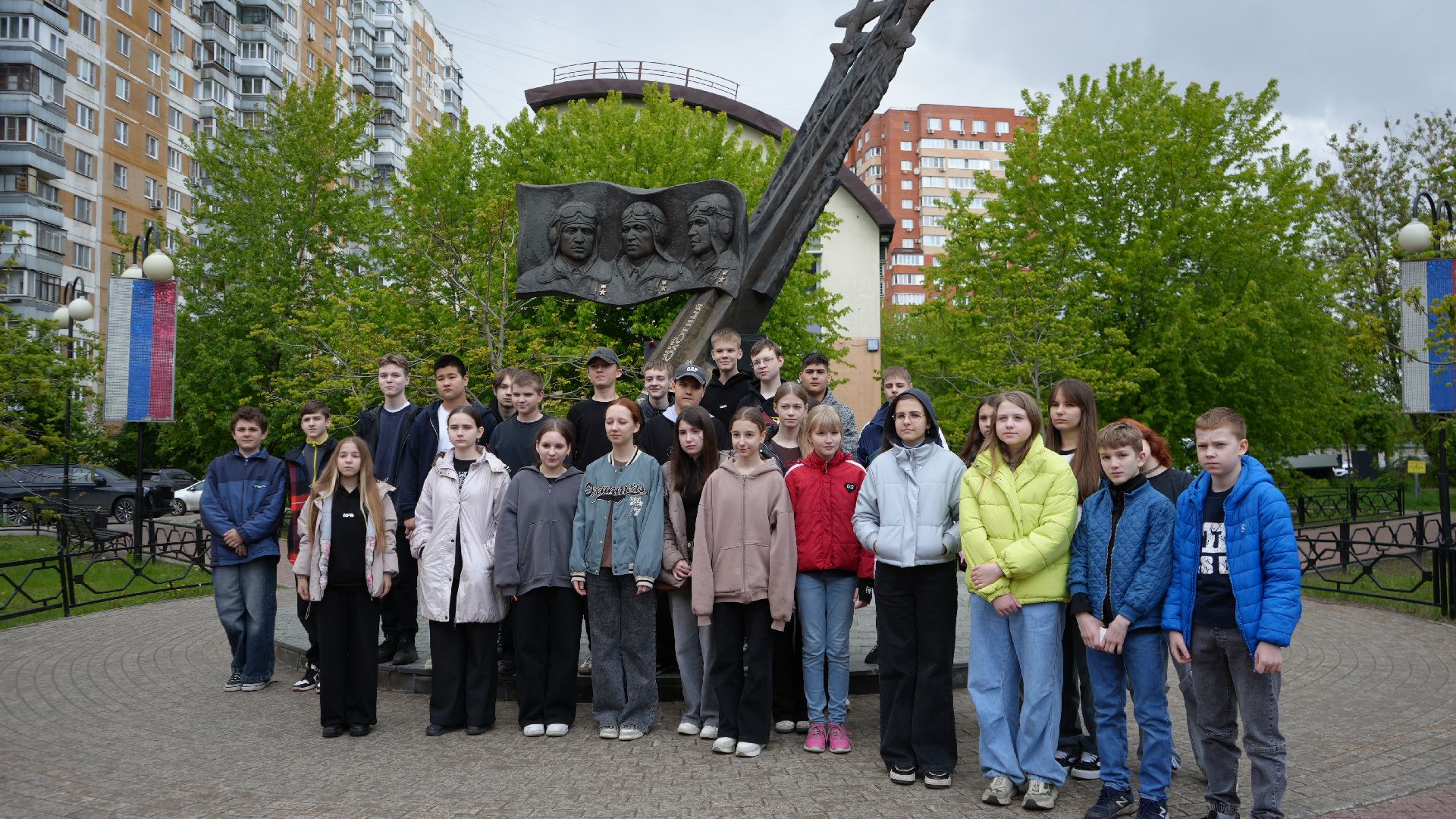 автобус, экскурсия для школьников,