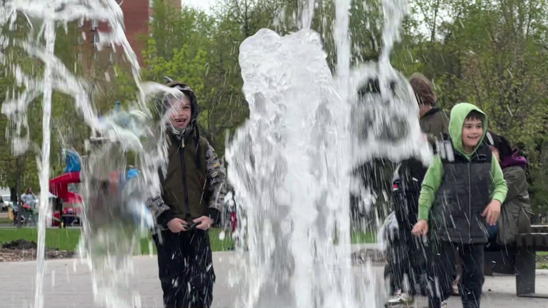 реутов, фонтаны, сезон фонтанов, парк, вода,